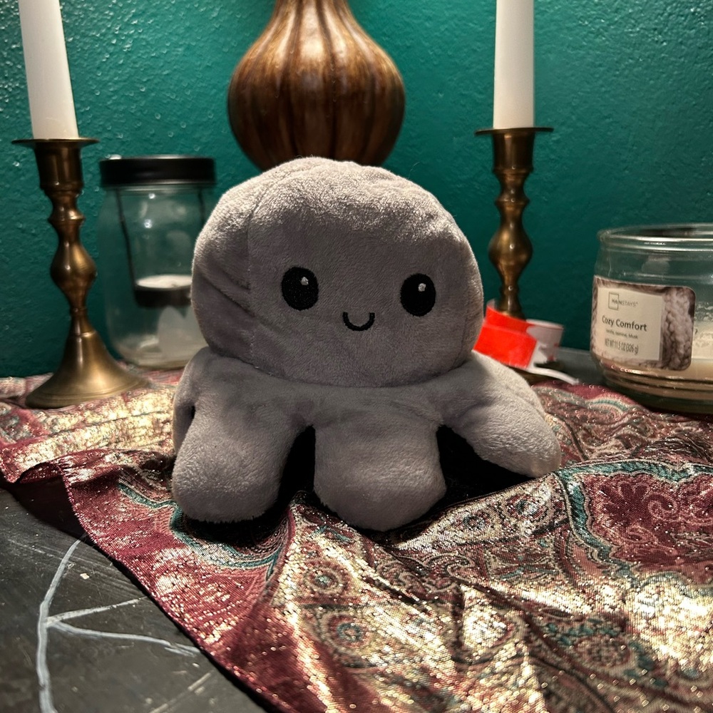 Reverse-able Mood Octopus